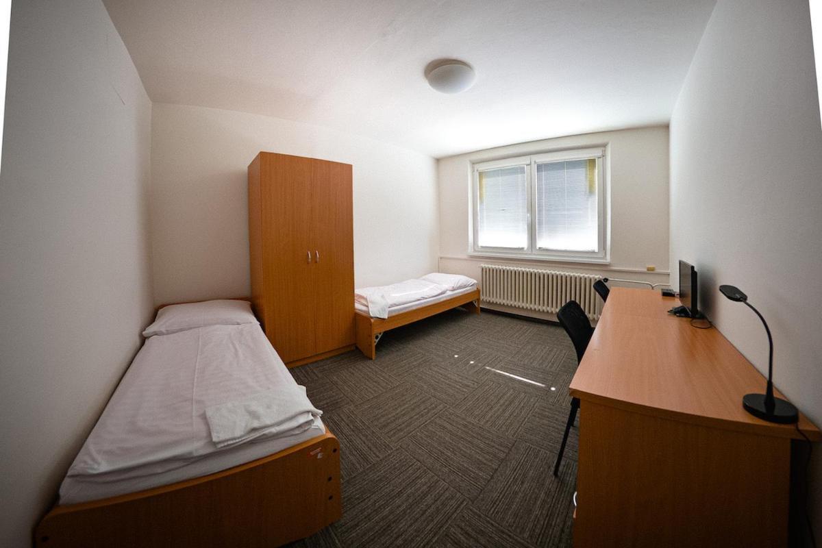 Univerzita Palackeho V Olomouci Hostel Kültér fotó